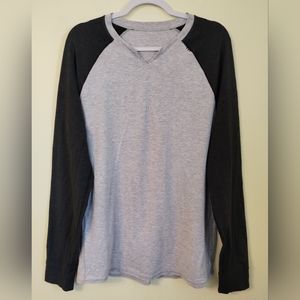 Lululemon Men's Long Sleeve Style Baseball Tee Size L